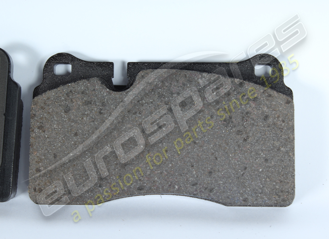 new lamborghini 1 set of brake pads for disc. part number 470698451d (2)