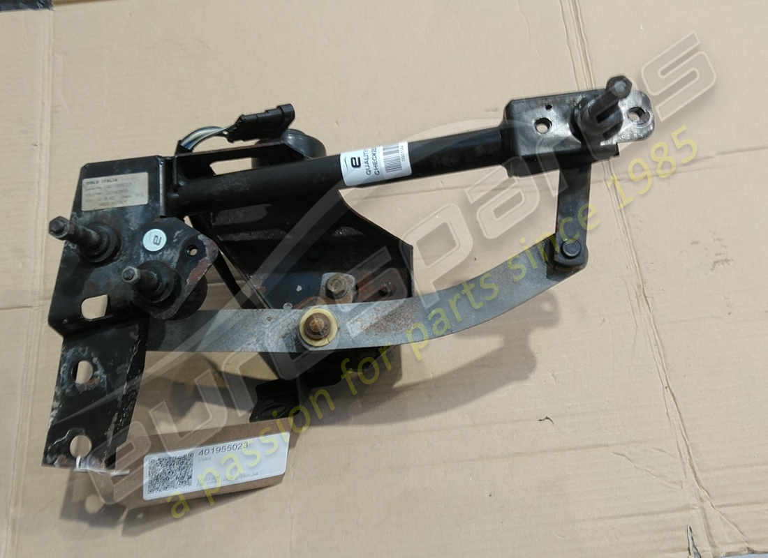 USED Lamborghini WIPER MOTOR W. . PART NUMBER 401955023 (1)