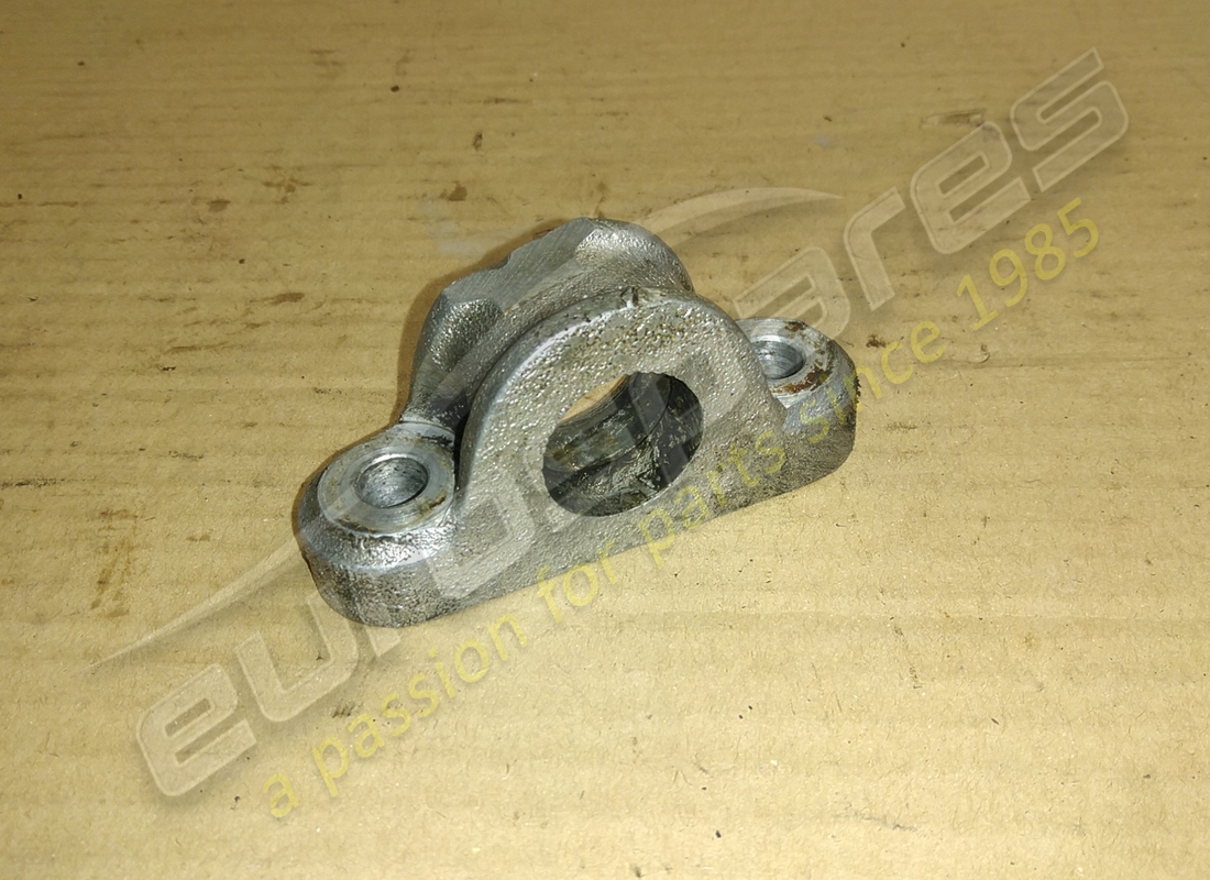 used ferrari support. part number 106070 (1)