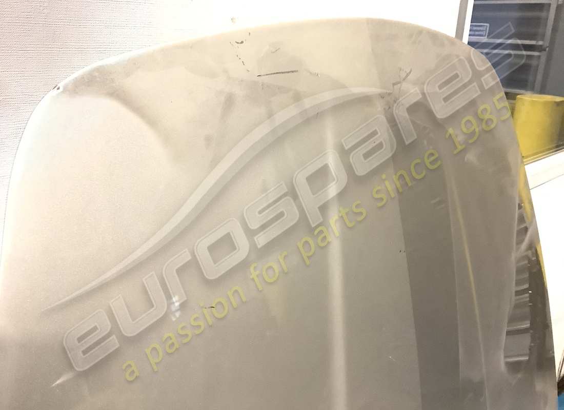 used maserati front bonnet. part number 67213600 (2)