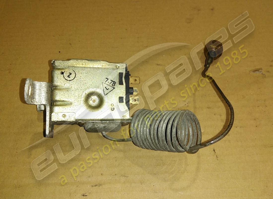 used ferrari switch aircon. part number 100460 (2)