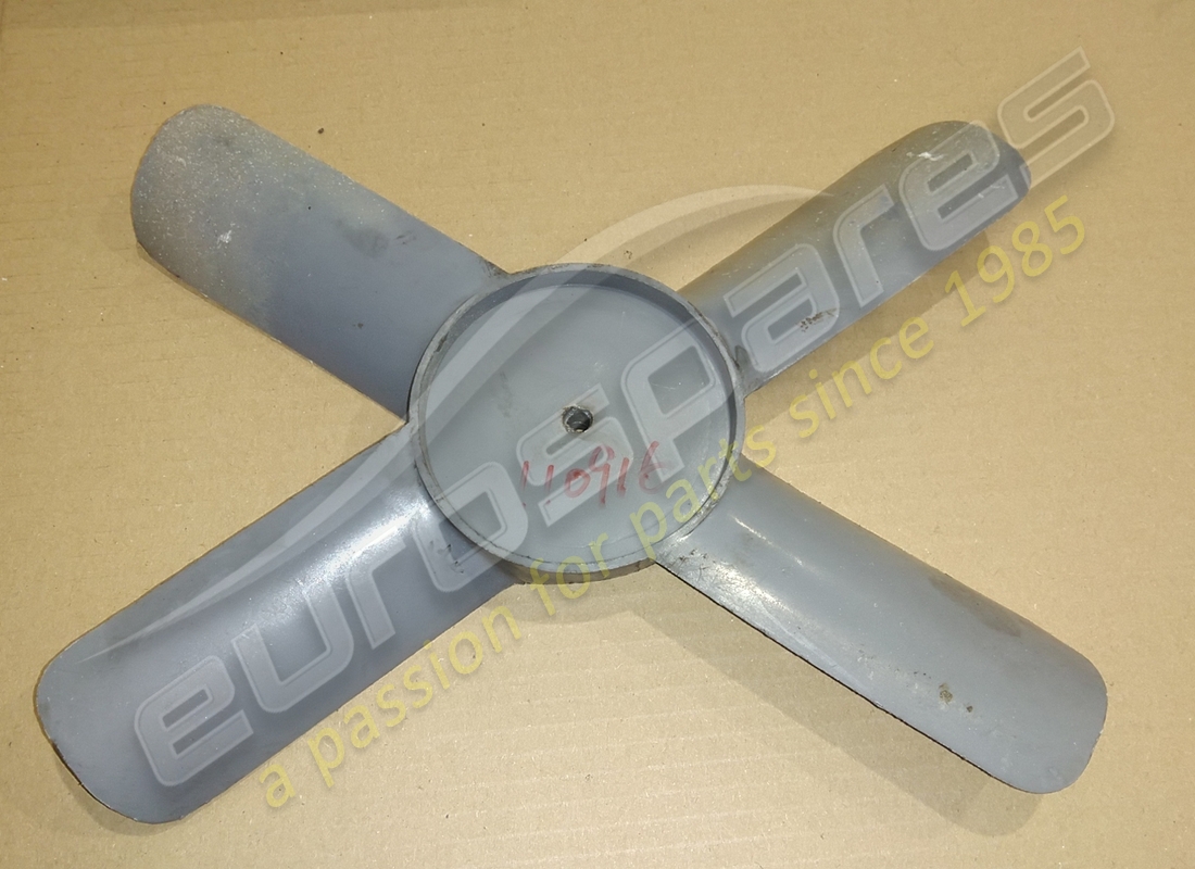 used ferrari fan blade (4-blade). part number 110916 (1)