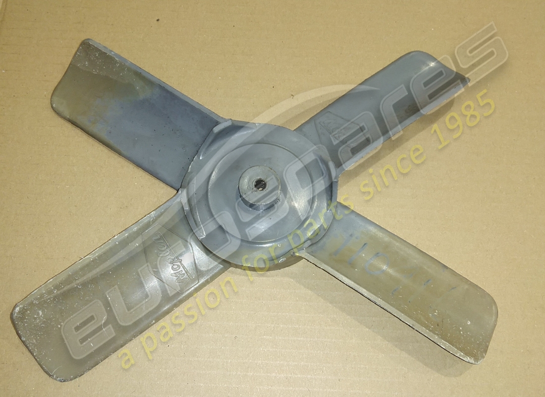 used ferrari fan blade (4-blade). part number 110916 (2)