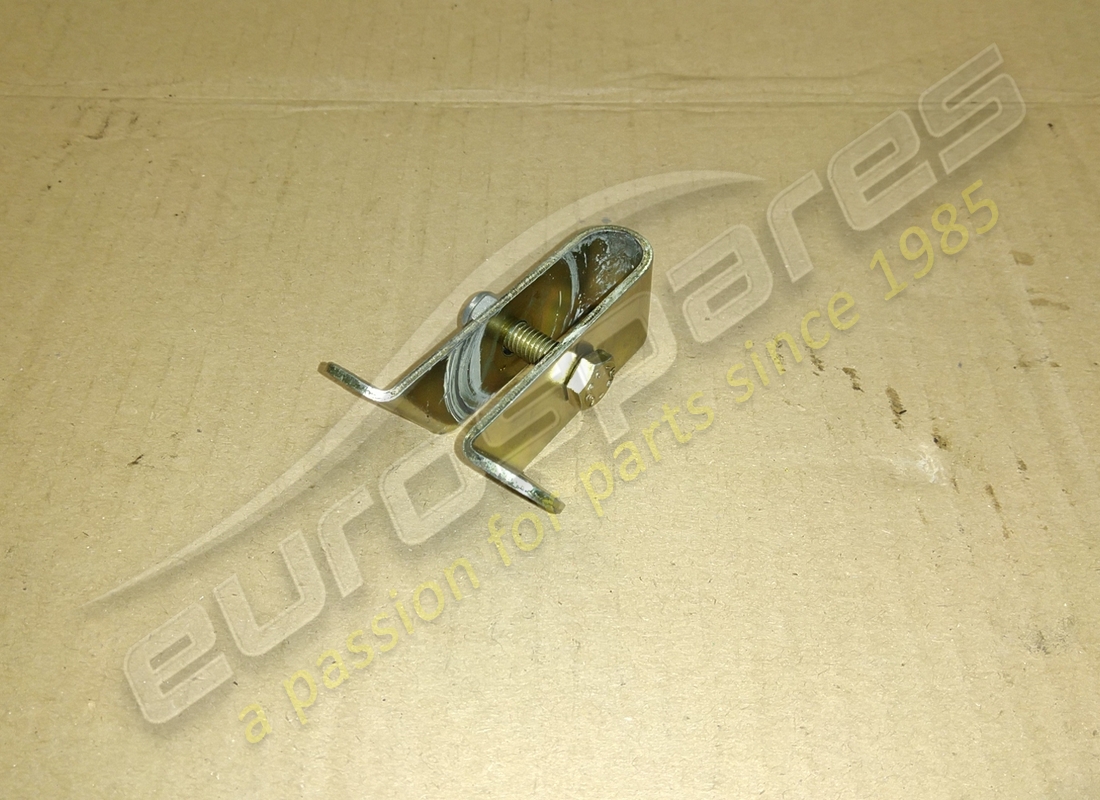 used ferrari support. part number 152377 (1)