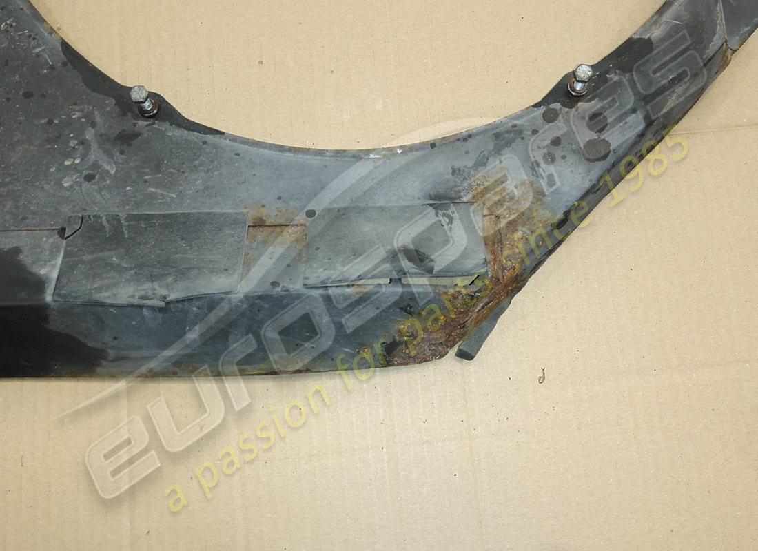 damaged ferrari hood for electrofans. part number 154533 (2)