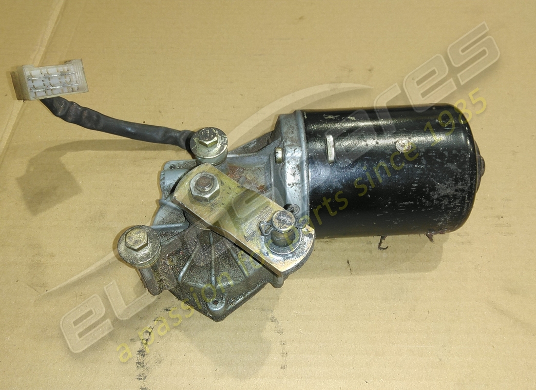 USED Ferrari 308GT4 WIPER MOTOR . PART NUMBER 40215303 (1)