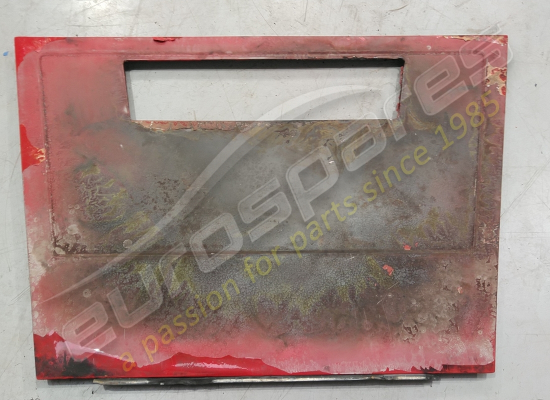 DAMAGED Ferrari ENGINE LID RHD . PART NUMBER 40178907 (1)