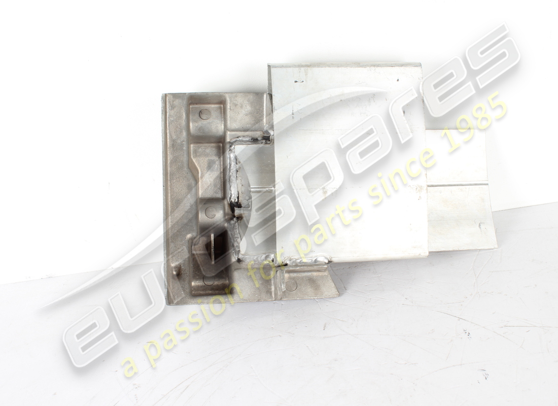 new ferrari lh front lower. part number 279756 (3)