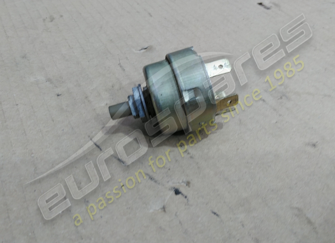 used ferrari switch commutator ac. part number 101990 (2)