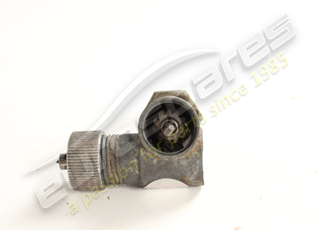 used ferrari angle drive. part number 101353 (1)