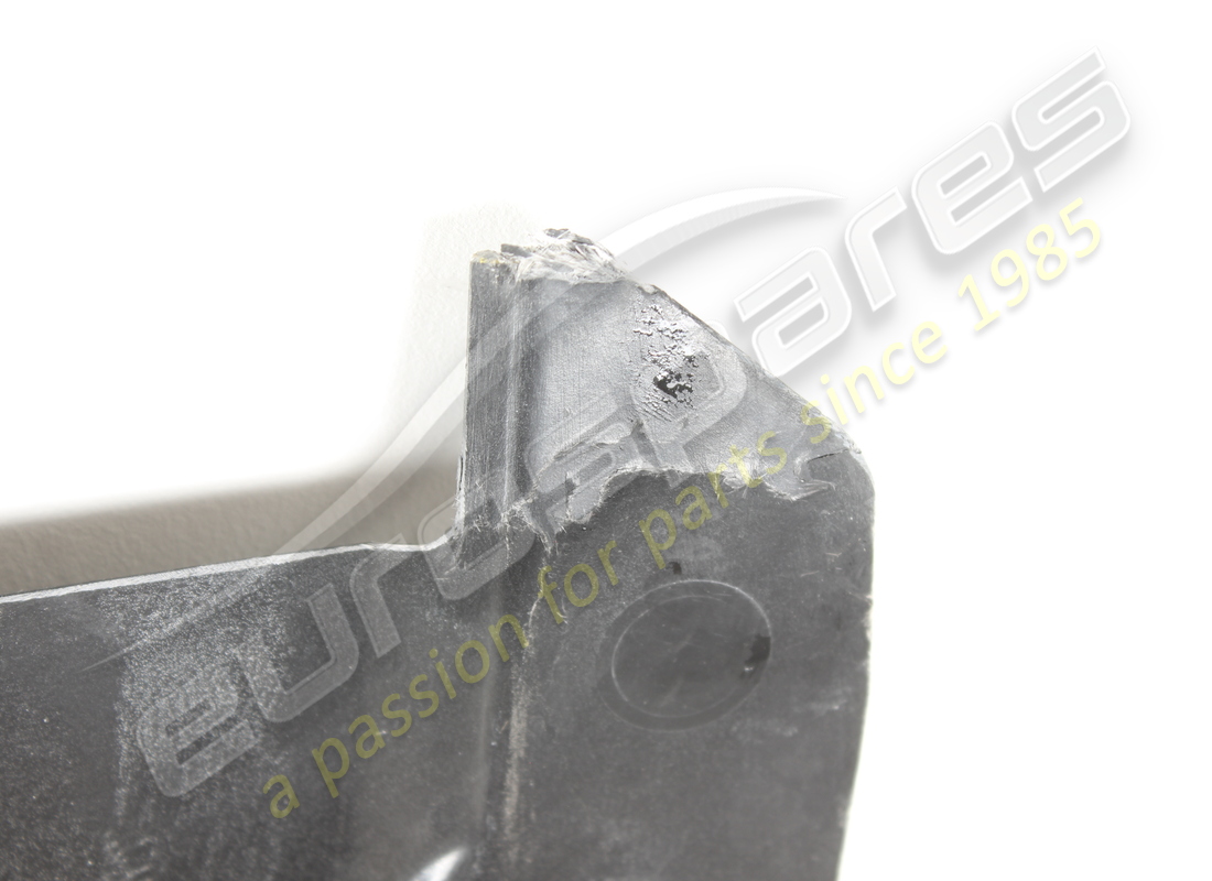 new (other) ferrari central front under the body. part number 65512200 (4)