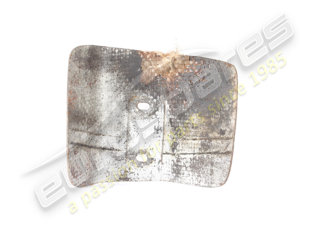 damaged ferrari lh shield. part number 164482 (2)