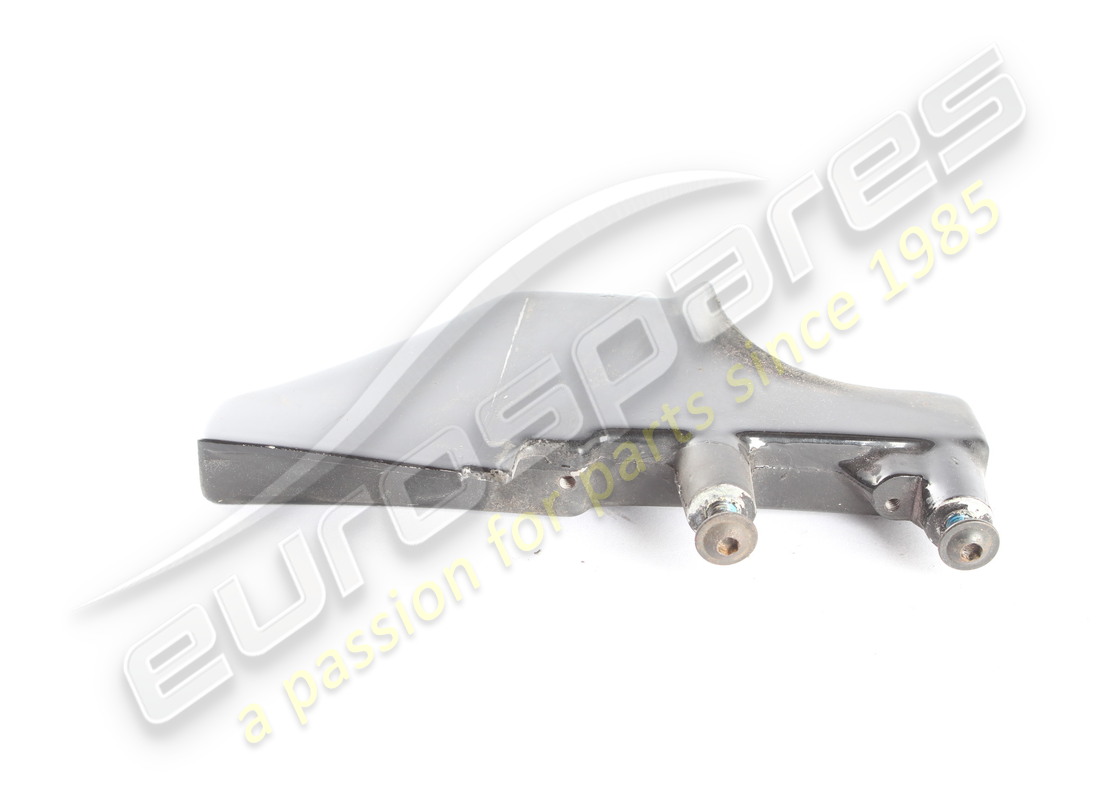 used ferrari rh angle. part number 62212000 (3)