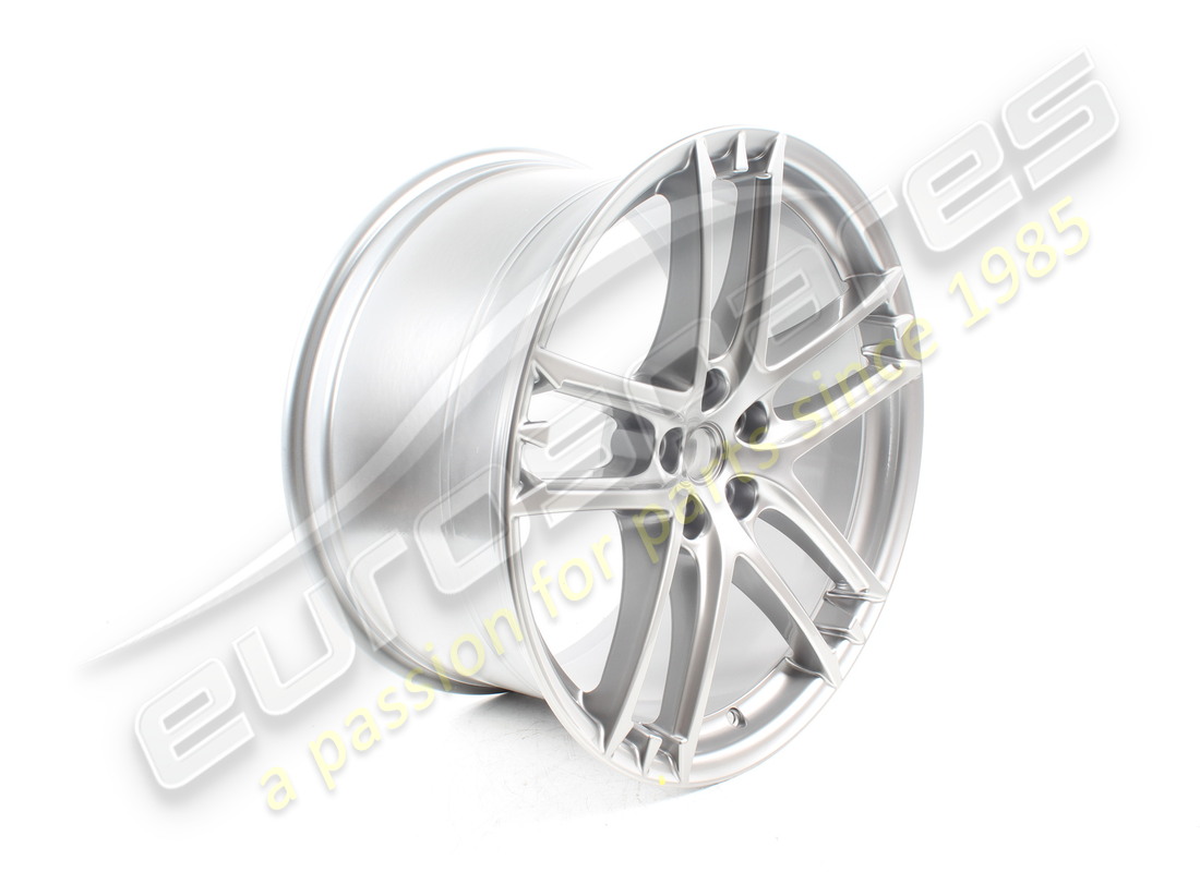 new maserati rear wheel. part number 83078508 (2)