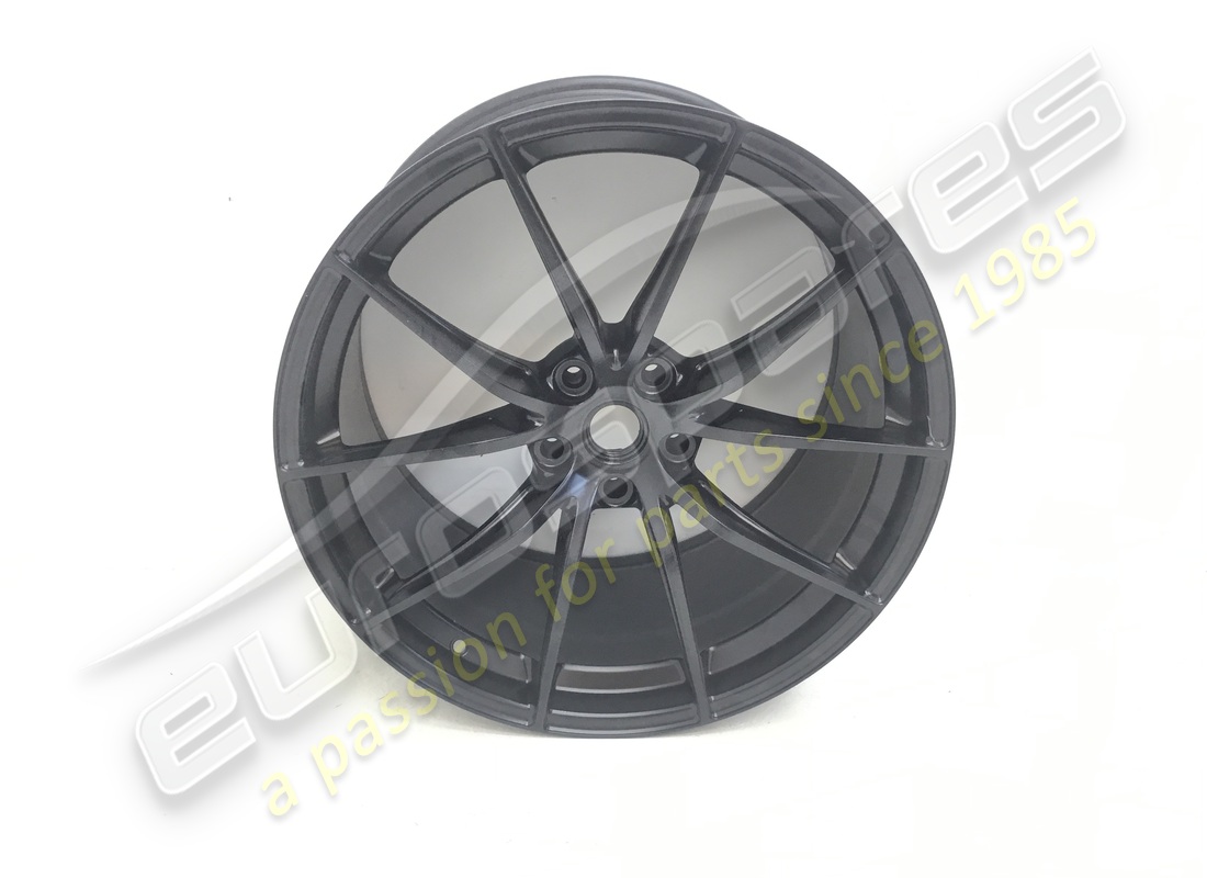 reconditioned ferrari rear wheel. part number 323895 (1)