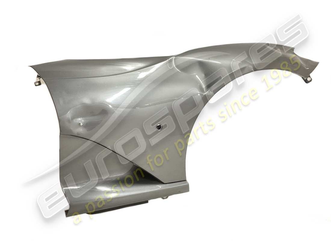 DAMAGED Ferrari COMPLETE RH FRONT FENDER . PART NUMBER 88189611 (1)