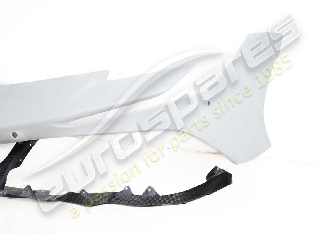 new ferrari front bumper. part number 985876258 (3)