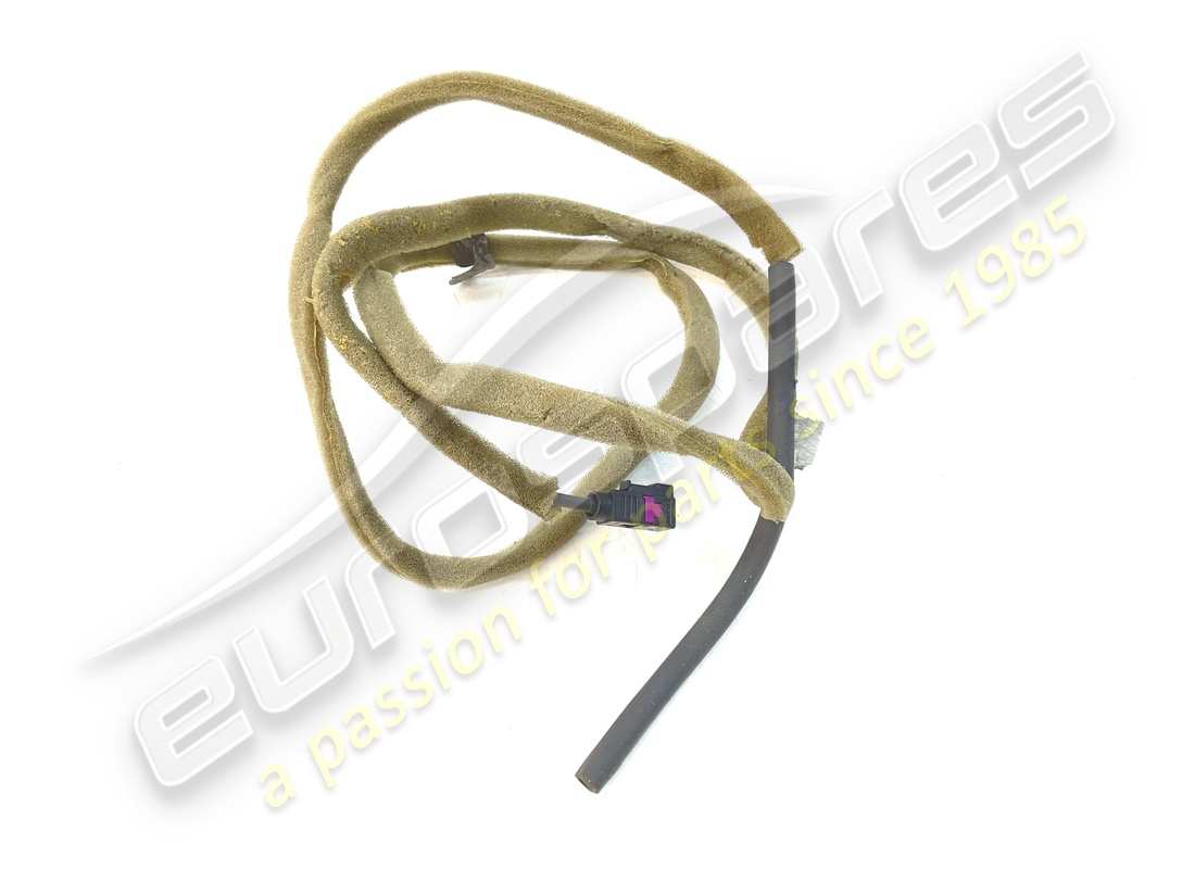 used aston martin antenna, gsm, cat 5. part number 7g4319a390ab (1)