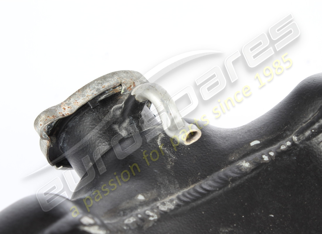 damaged ferrari serbatoio liquido refrigerante. part number 342528 (4)