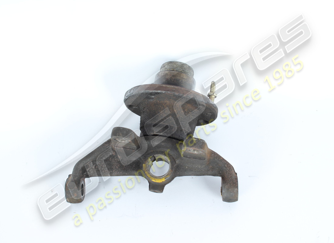 used eurospares stub axle and hub. part number eap1392803 (2)