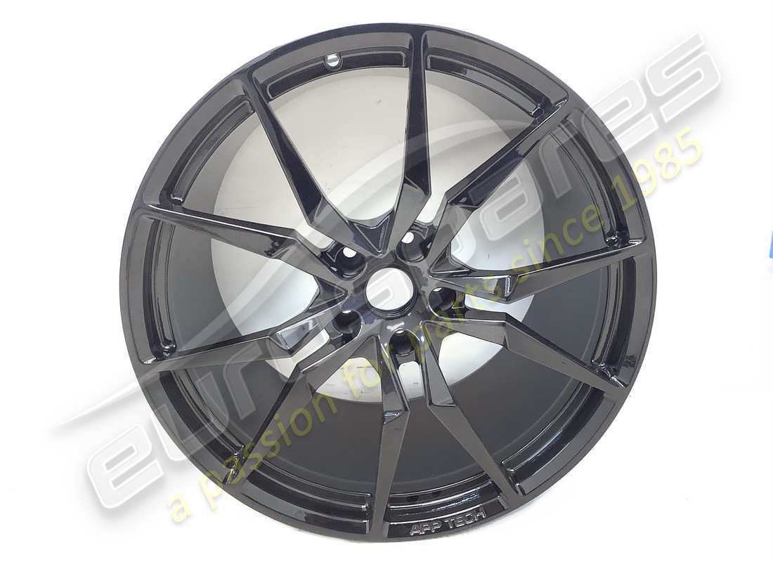 reconditioned lamborghini rear wheel. part number 470601017aa (1)