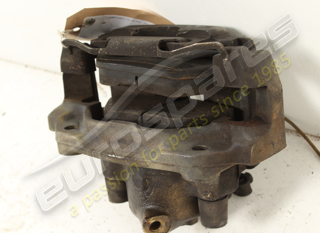 used ferrari rh front brake caliper. part number 117182 (3)