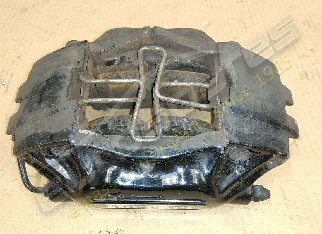 used ferrari rh rear brake caliper. part number 178906 (2)