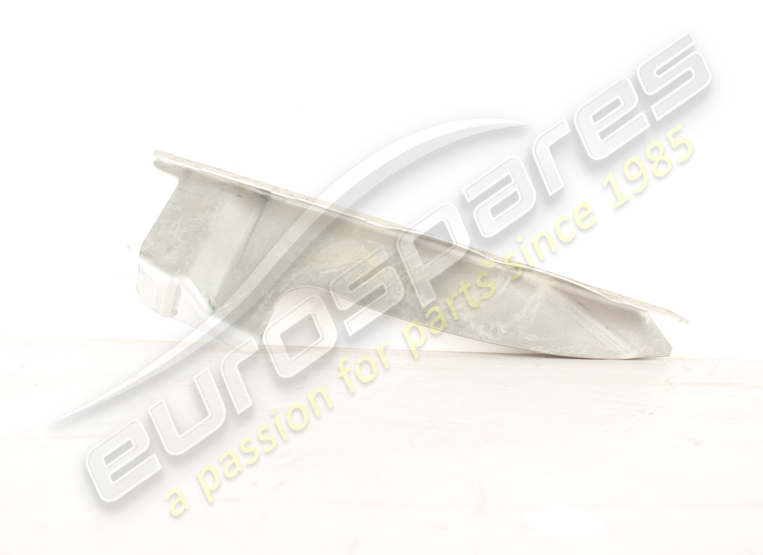 new ferrari rh diagonal windscreen panel. part number 270836 (2)