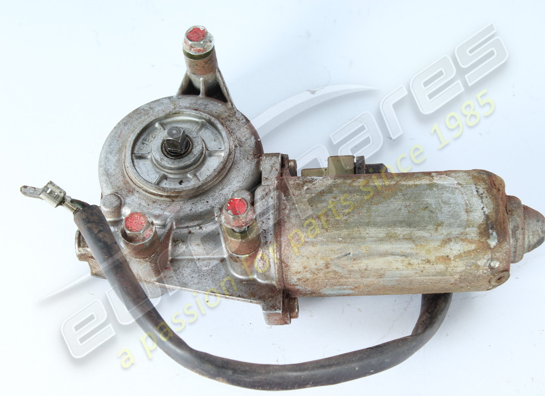 used ferrari lh window motor. part number 62302200 (2)