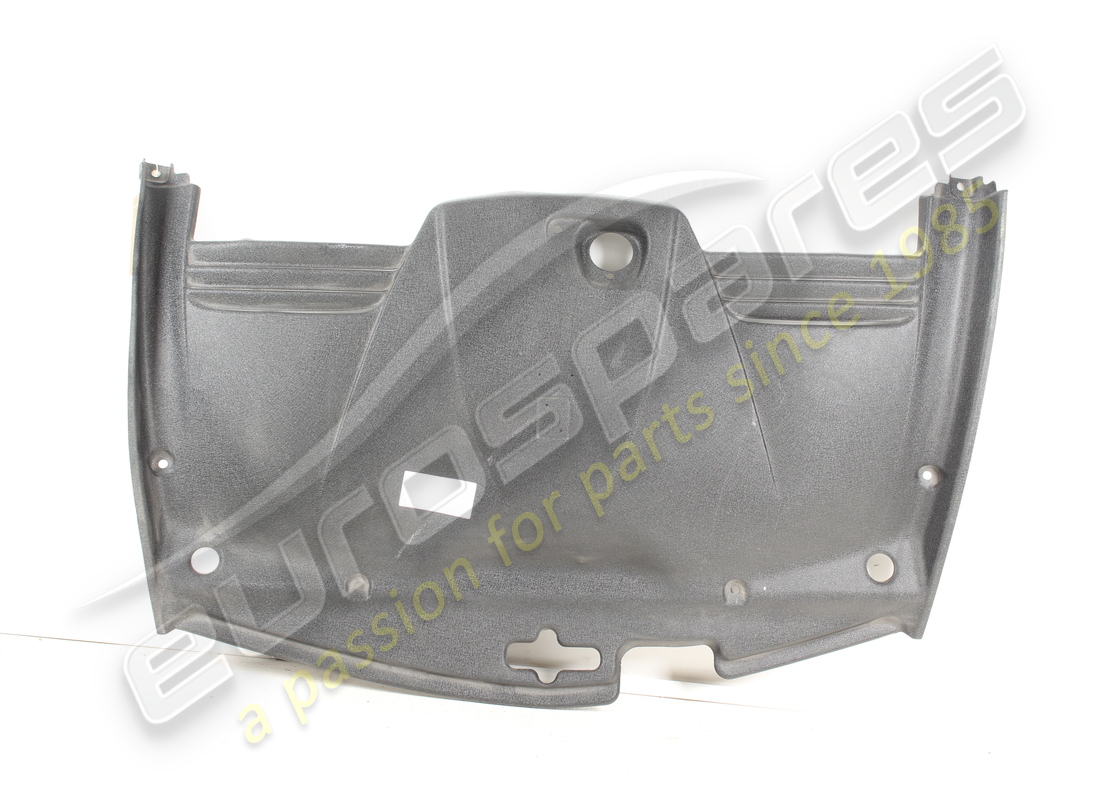 new ferrari centre cover -standard-. part number 82728500 (1)