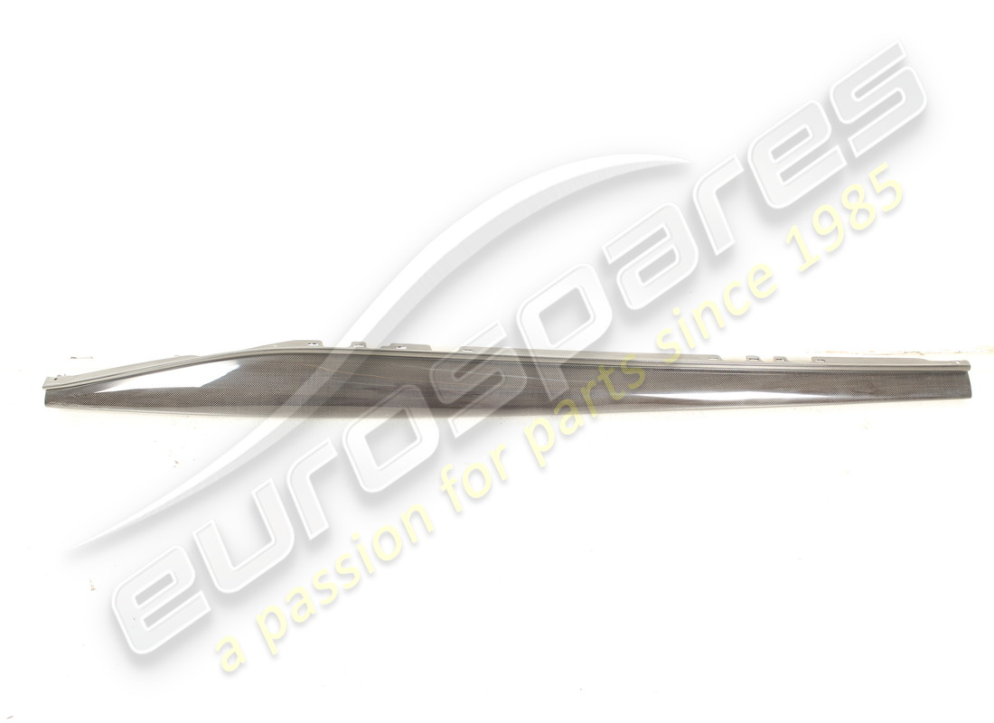 reconditioned ferrari left sideskirt carbon part number 777177